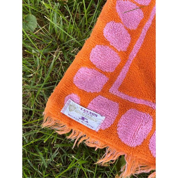 Vintage Cannon Daisy Bath Towel Flower Power Rare READ - Picture 3 of 6